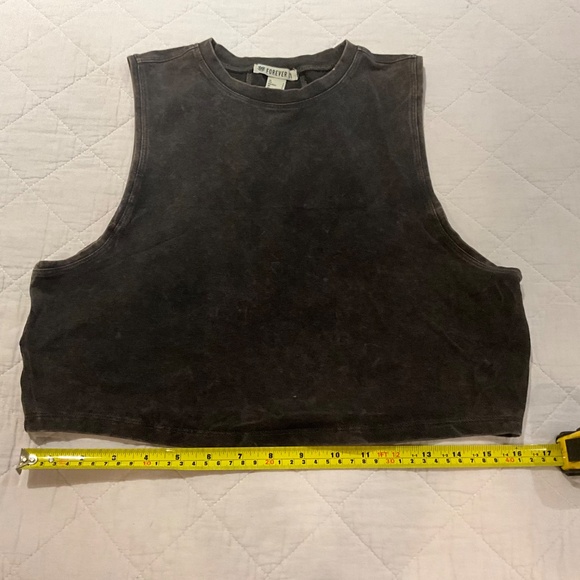 FOREVER 21 Dark Brown Sleeveless Cotton Boxy Crop Tank Top Size Small S - Picture 10 of 10